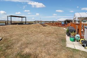 Riverside Flag Hill - click for photo gallery